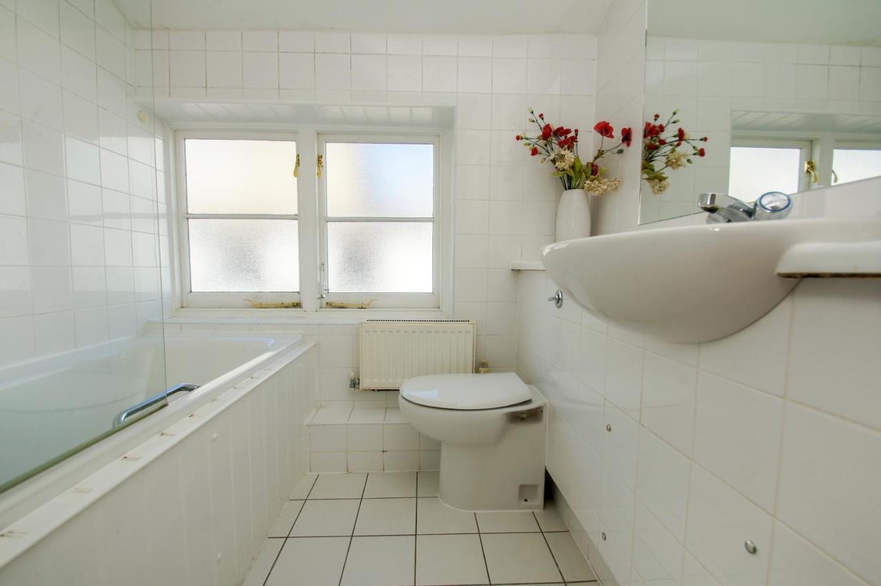 Kemp Town House - Parking - By Brighton Holiday Lets ภายนอก รูปภาพ