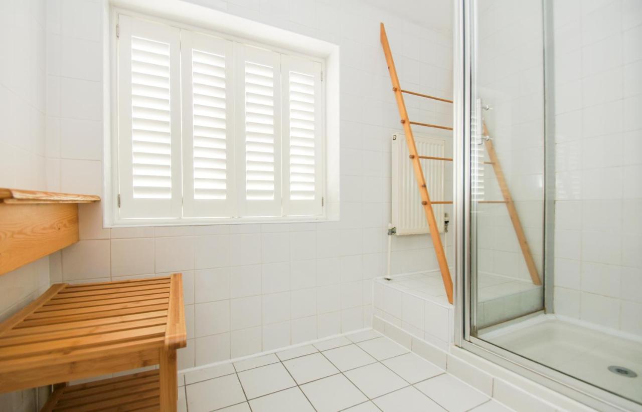 Kemp Town House - Parking - By Brighton Holiday Lets ภายนอก รูปภาพ